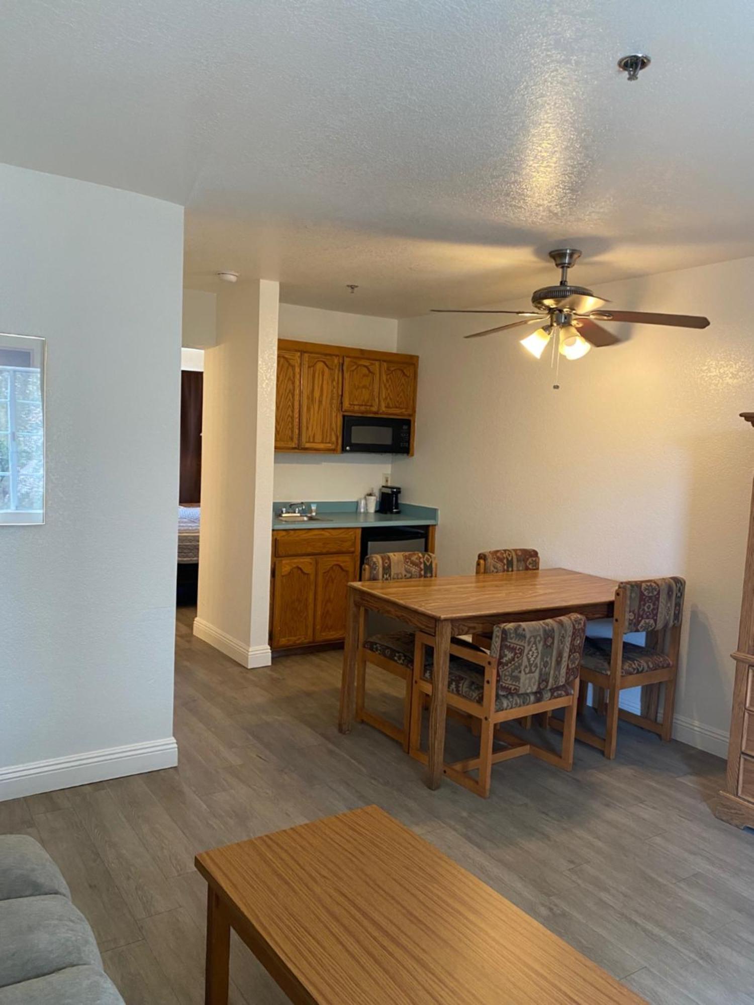 Lodge On The River Bullhead City Exterior foto
